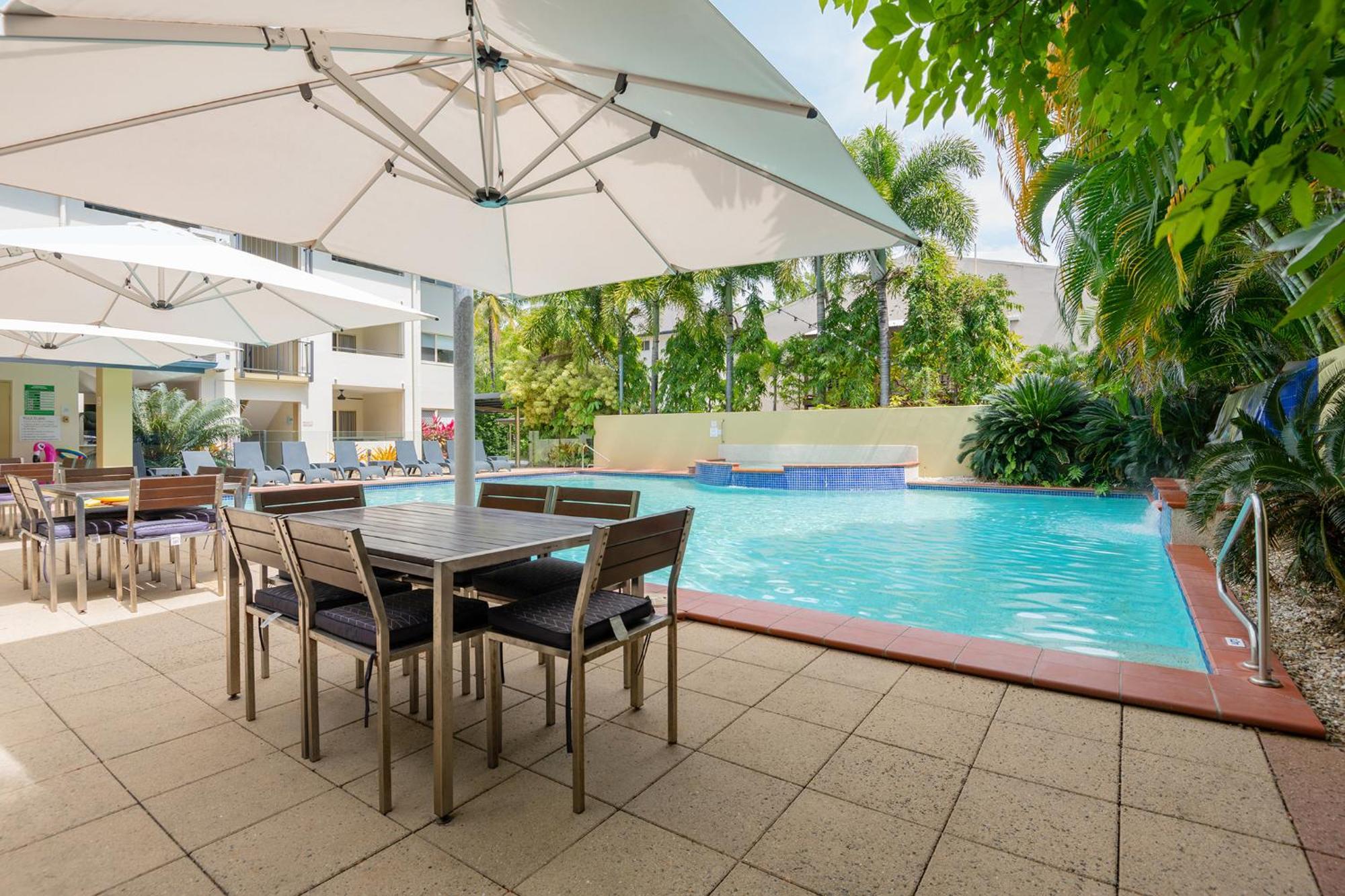 Central Plaza Port Douglas Exterior foto