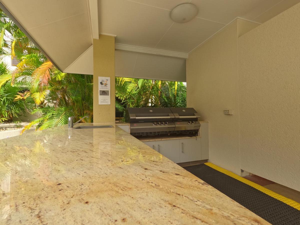 Central Plaza Port Douglas Exterior foto