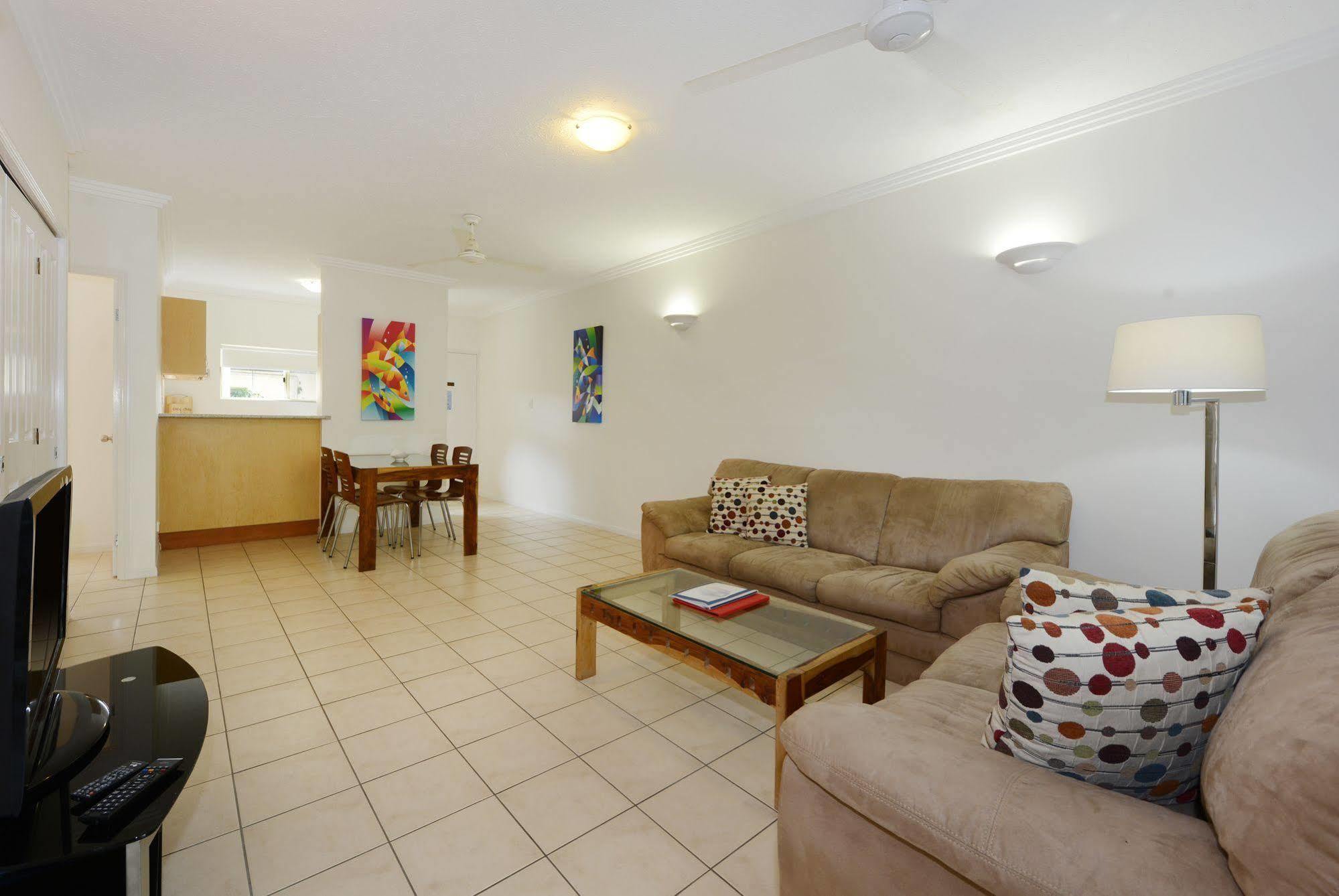 Central Plaza Port Douglas Exterior foto